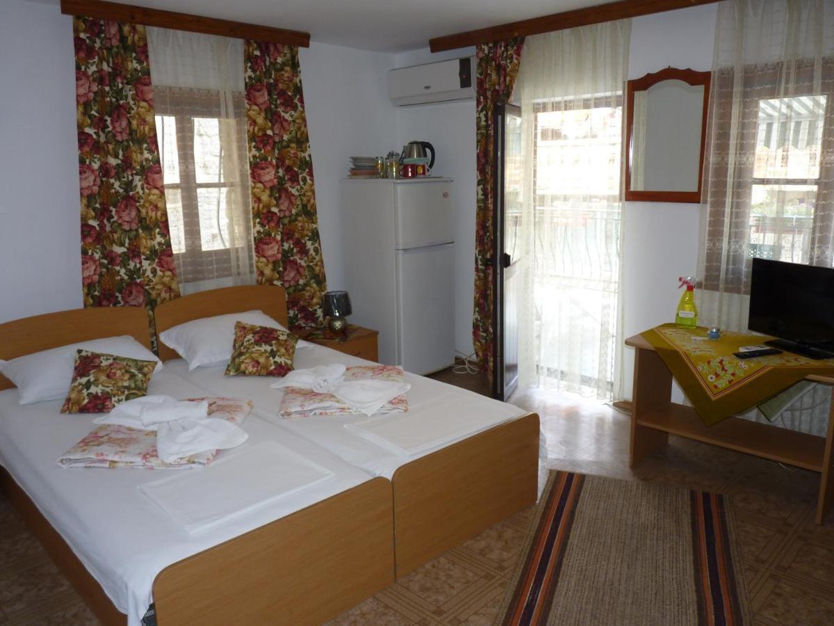 Guest House Zhelevi Созополь Екстер'єр фото